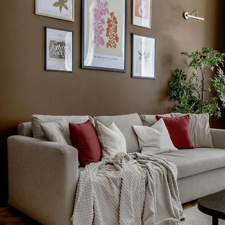 Luxe, Historic Near Downtown Landmarks 19th Century *
