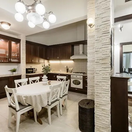 Luxe, Historic Near Downtown Landmarks 19th Century Apartment Budapest