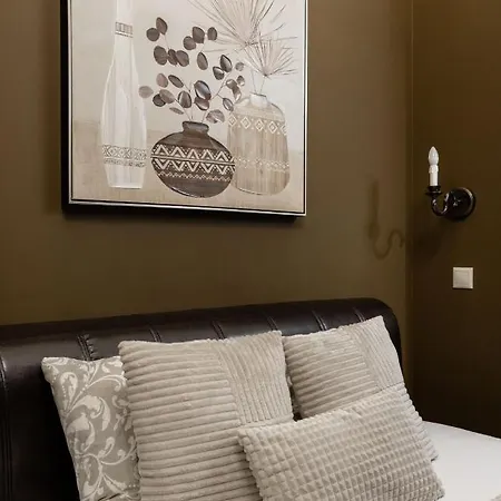 Luxe, Historic Near Downtown Landmarks 19th Century *
