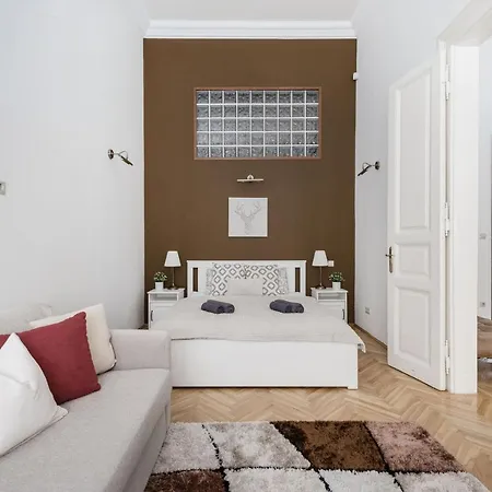 Luxe, Historic Near Downtown Landmarks 19th Century Apartment Budapest